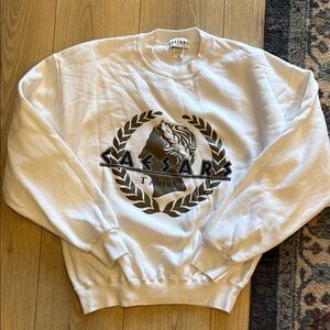 White crewneck Sweatshirt